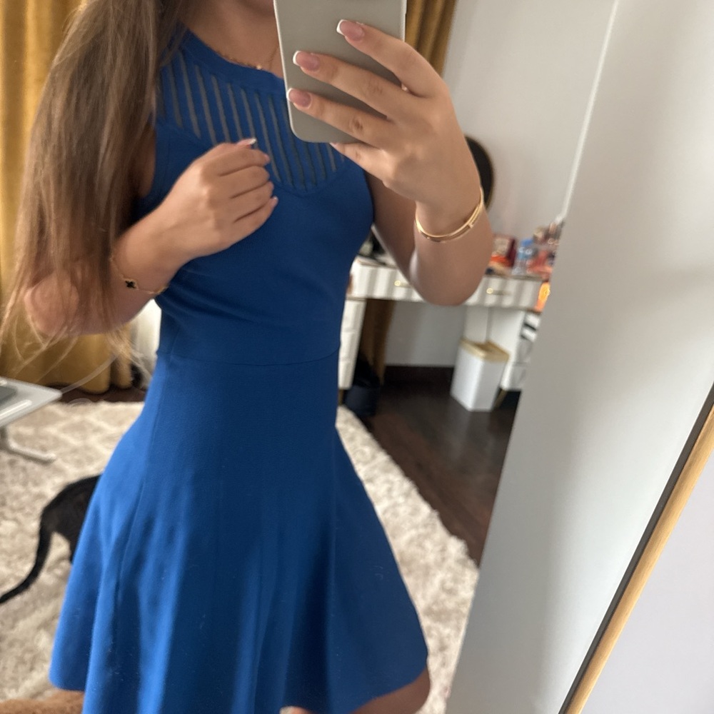 Elegant Blue Sleeveless Dress
